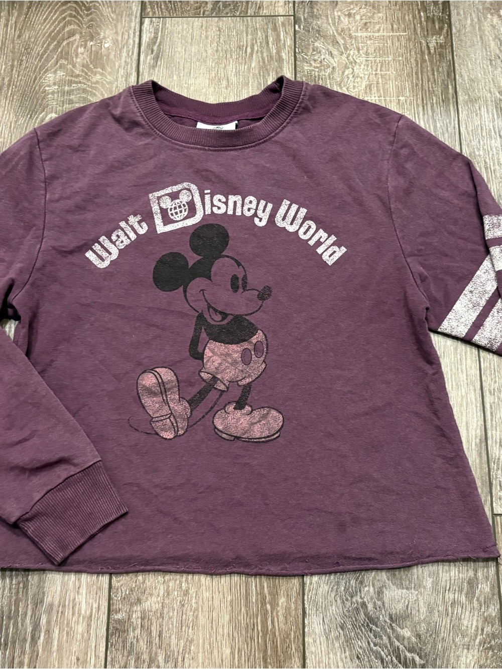 Disney Parks Walt Disney World Mickey Long-Sleeve Cropped T-shirt- Size Small